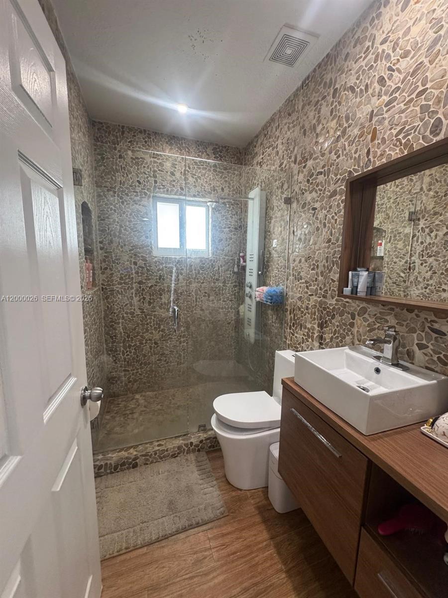 MARIA GARDENS SUB - Residential