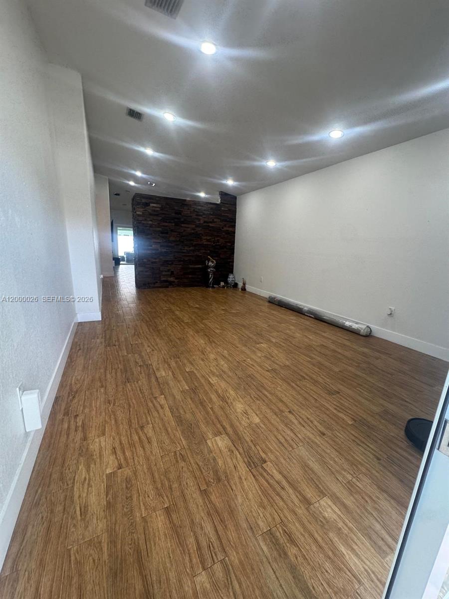 MARIA GARDENS SUB - Residential