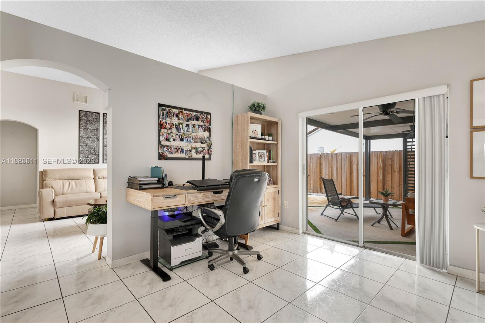 LAGO MAR SOUTH 2ND ADDN - Residential