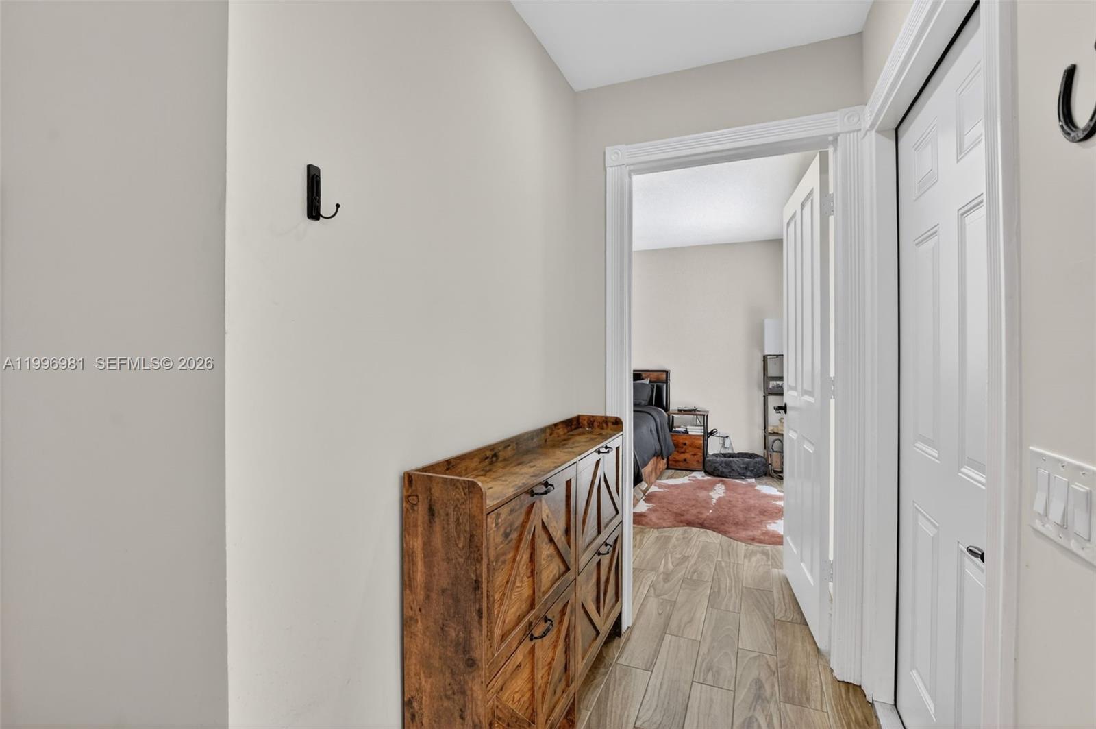 LAKE CATHERINE - Residential