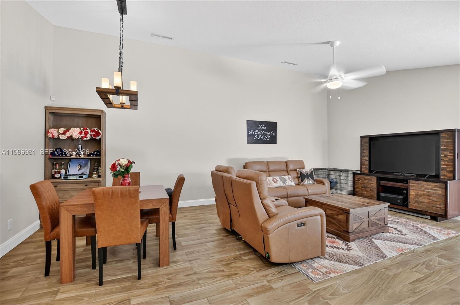 LAKE CATHERINE - Residential