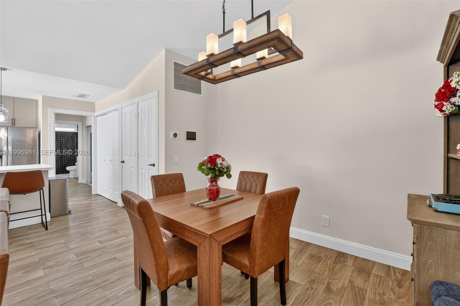 LAKE CATHERINE - Residential