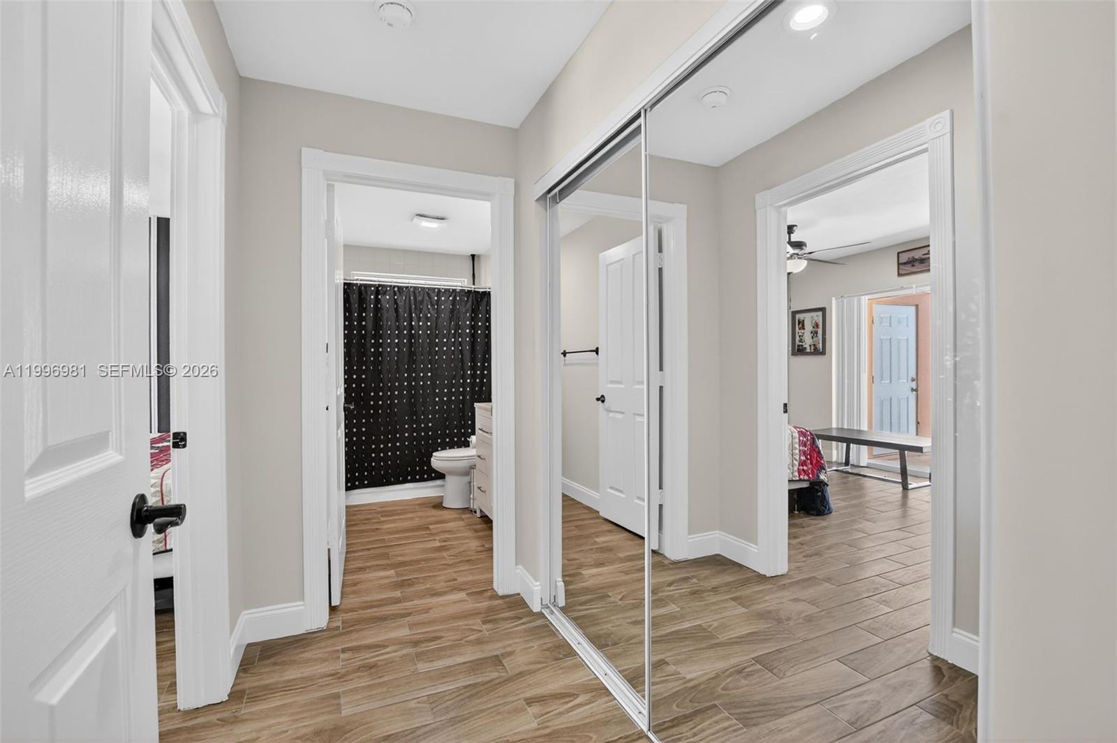 LAKE CATHERINE - Residential