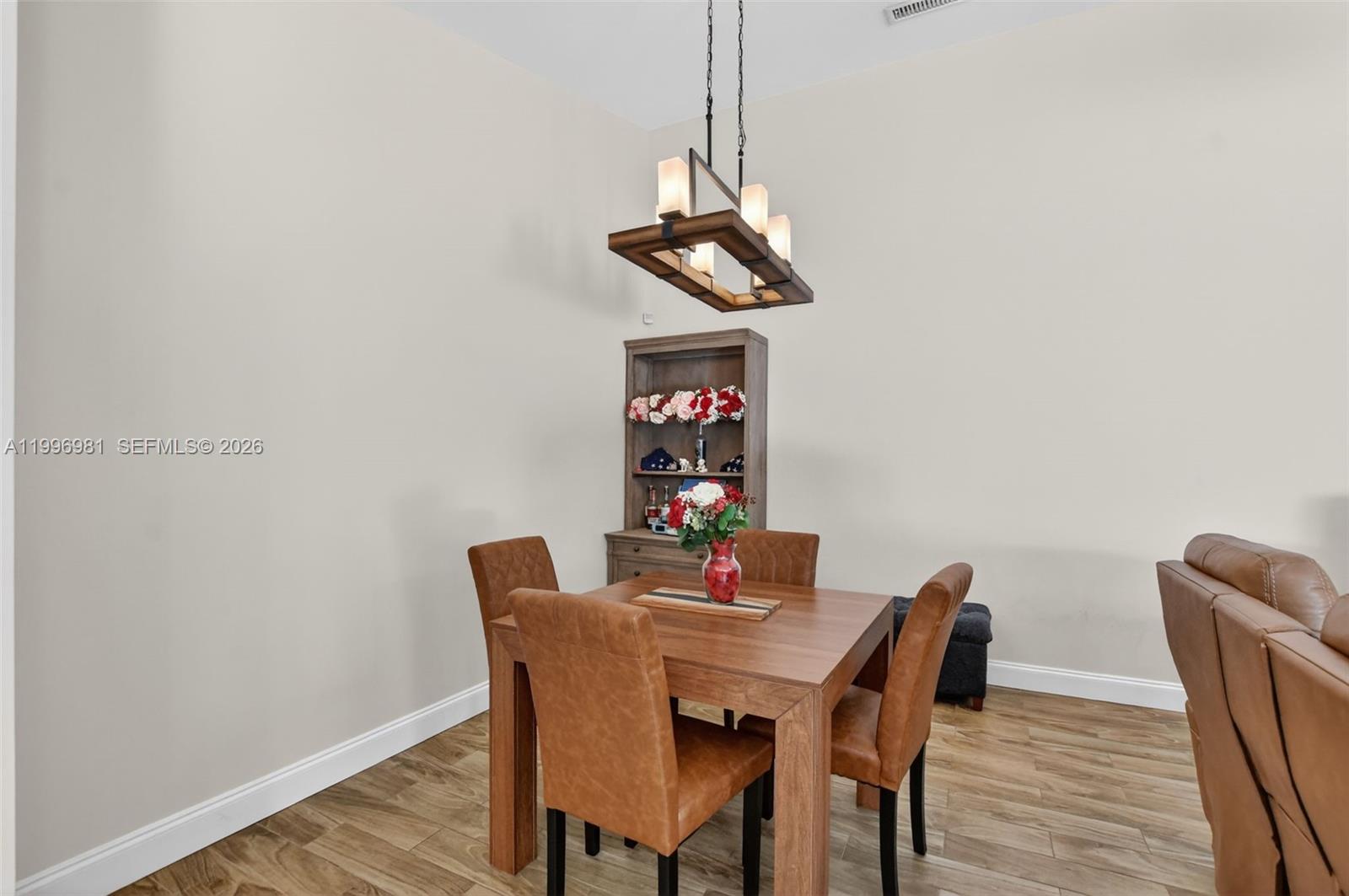 LAKE CATHERINE - Residential