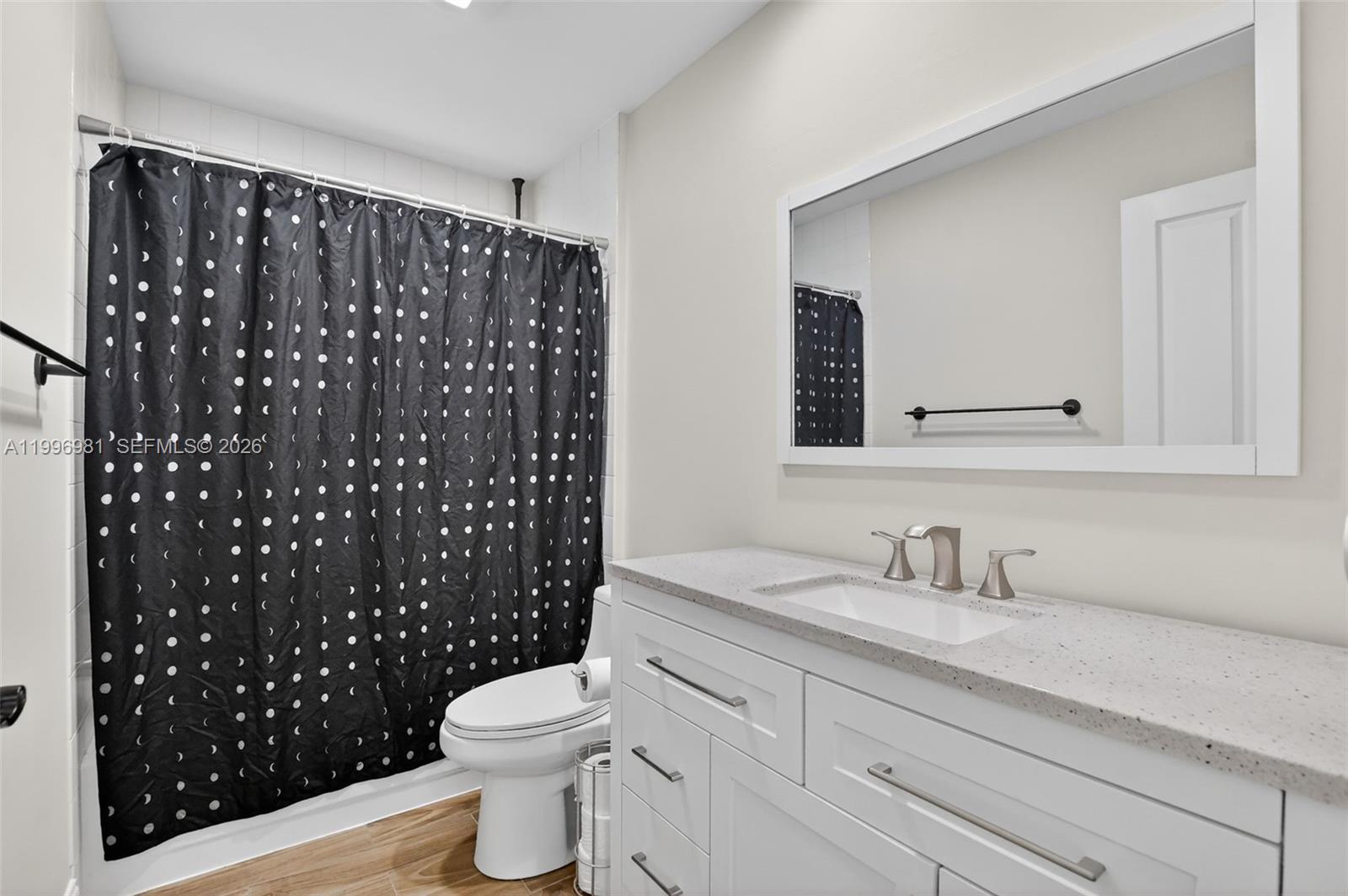 LAKE CATHERINE - Residential