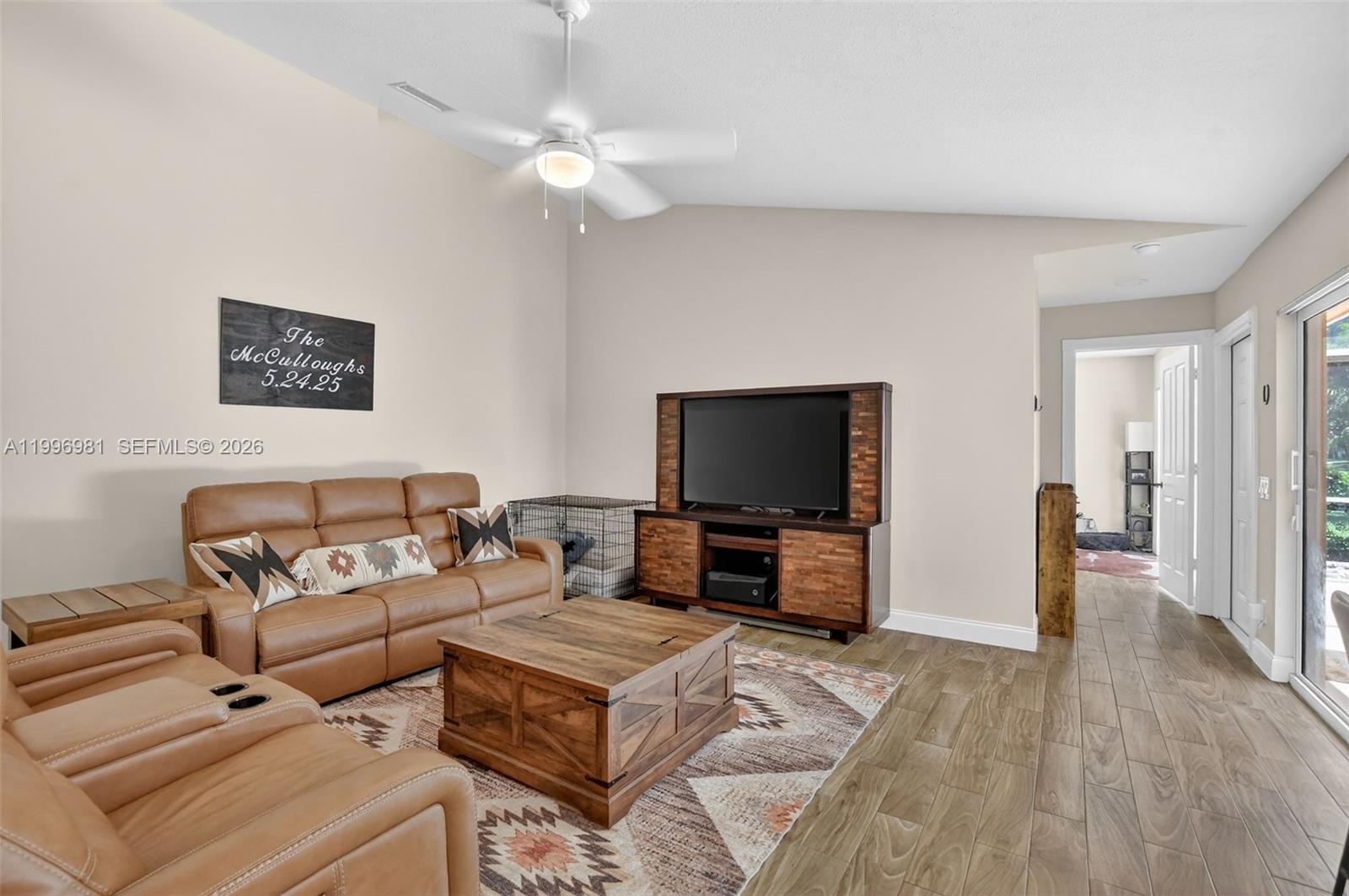 LAKE CATHERINE - Residential