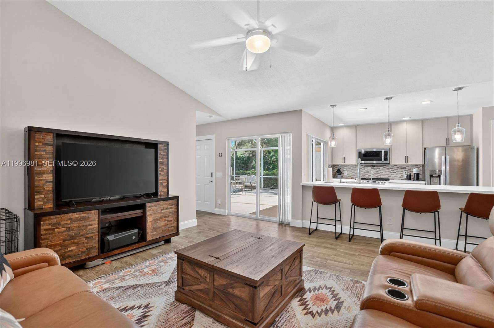 LAKE CATHERINE - Residential