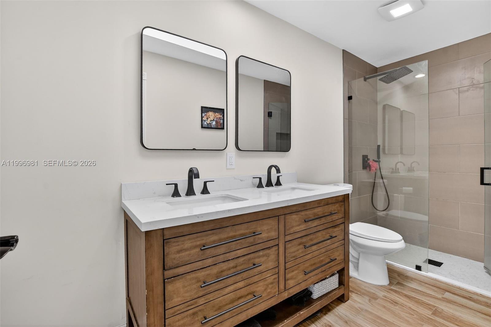 LAKE CATHERINE - Residential