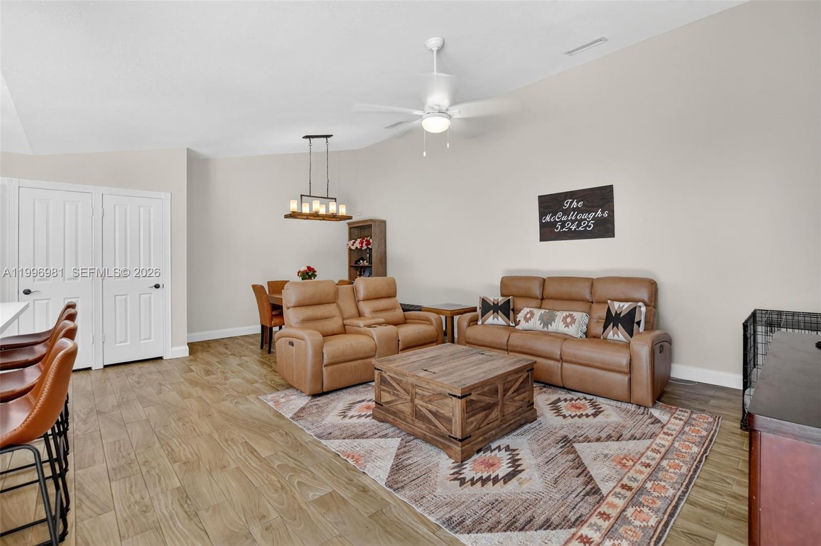 LAKE CATHERINE - Residential