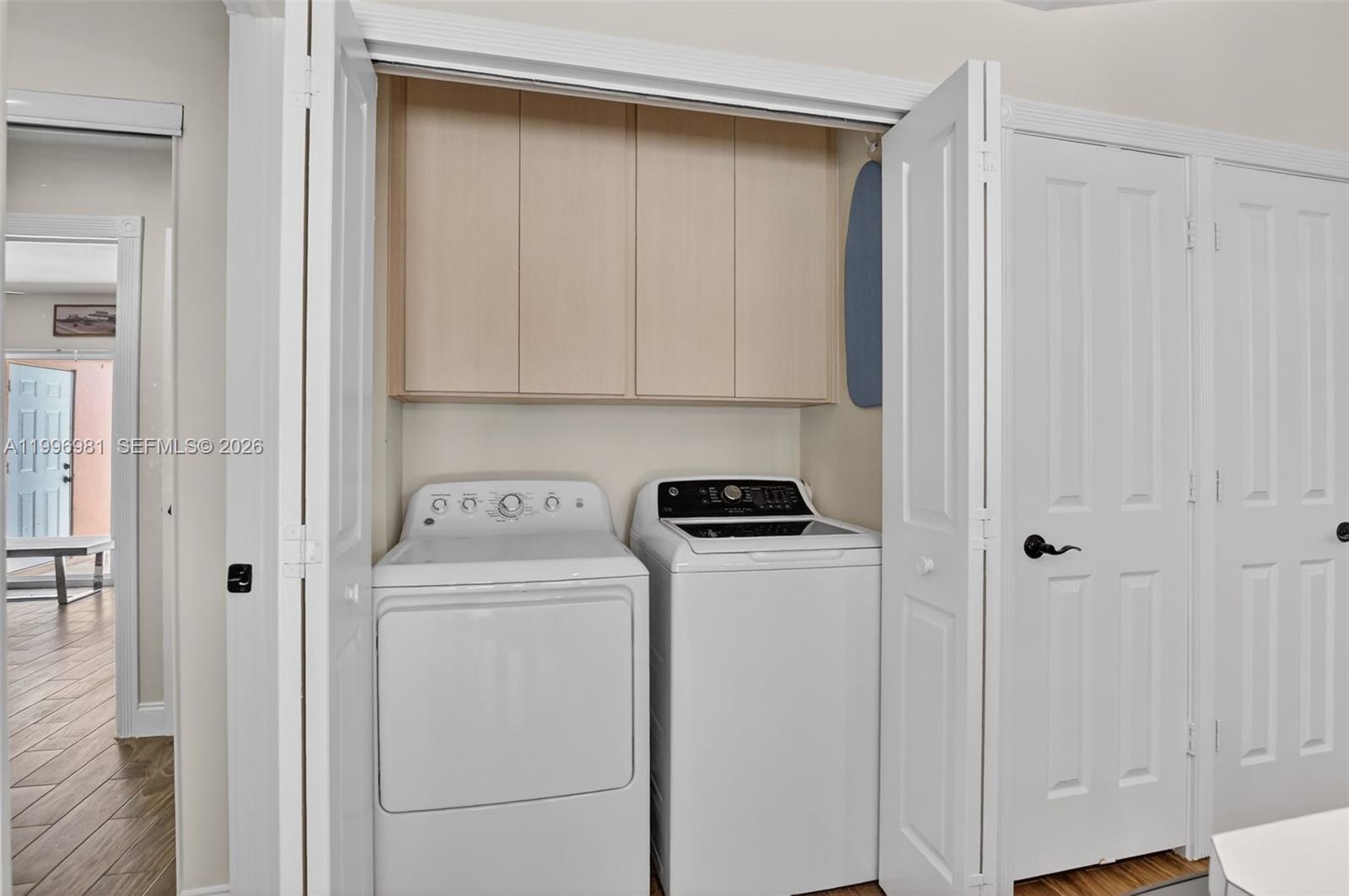 LAKE CATHERINE - Residential