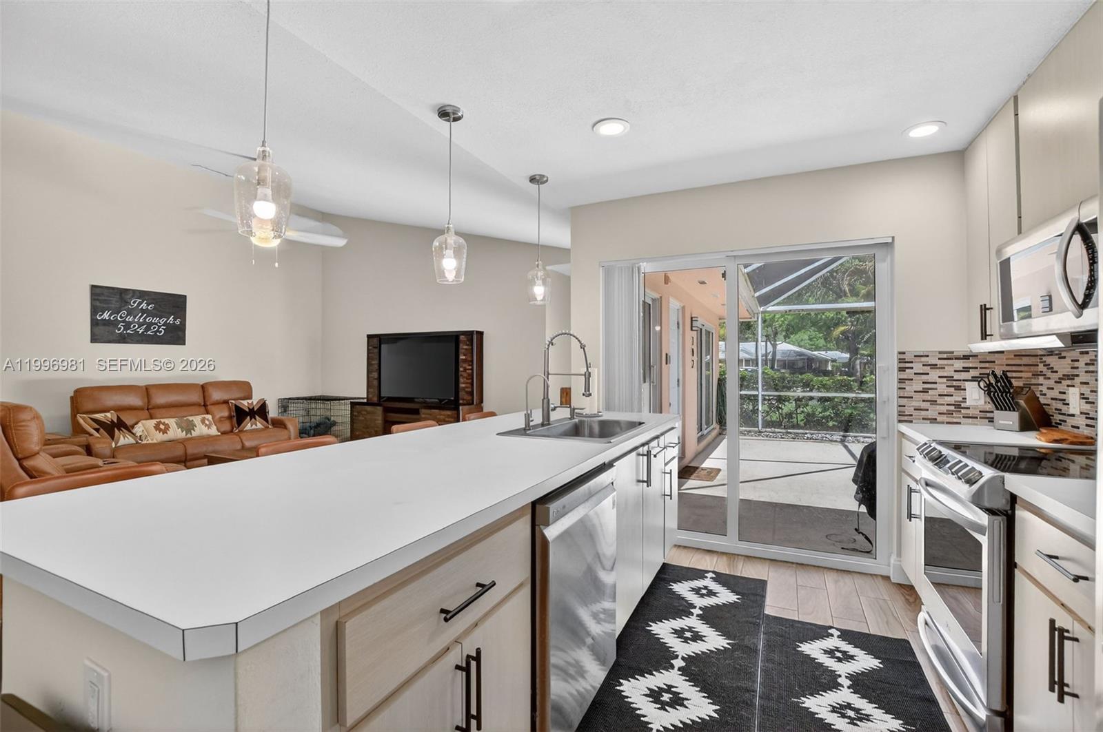 LAKE CATHERINE - Residential