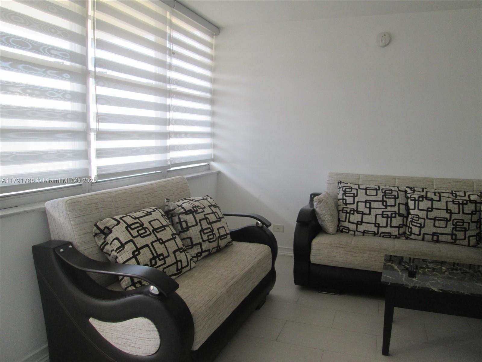 WINSTON TOWERS 200 CONDO - Residential Lease