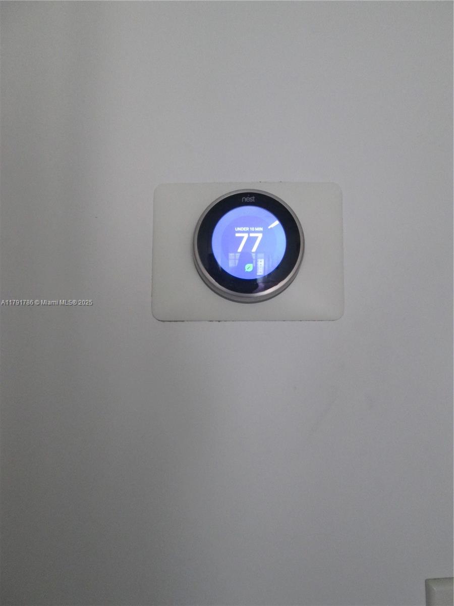 WINSTON TOWERS 200 CONDO - Residential Lease