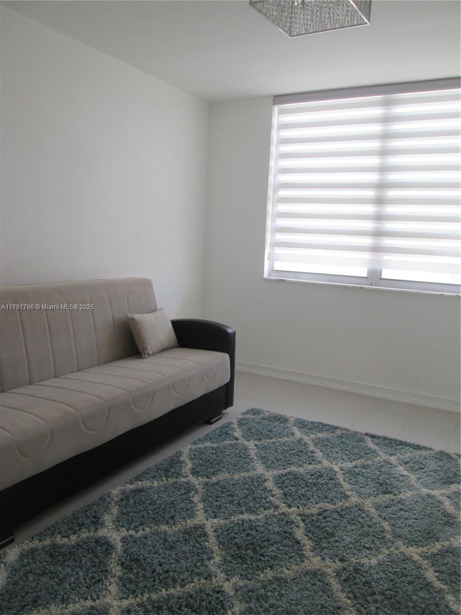 WINSTON TOWERS 200 CONDO - Residential Lease