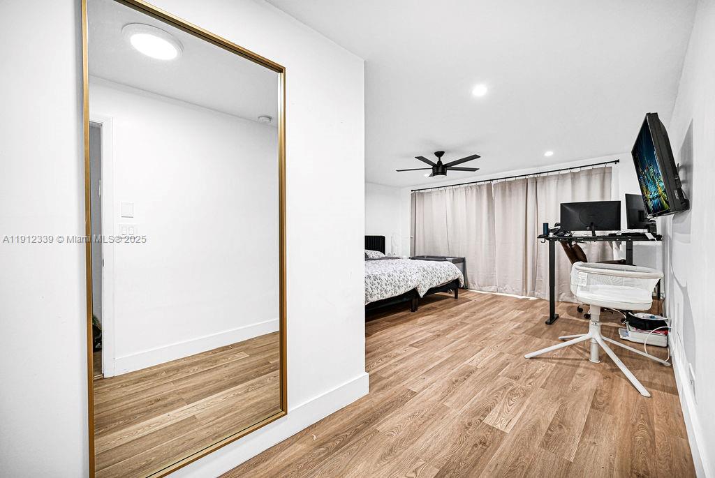 EMERALD GREEN SECTION THR - Residential