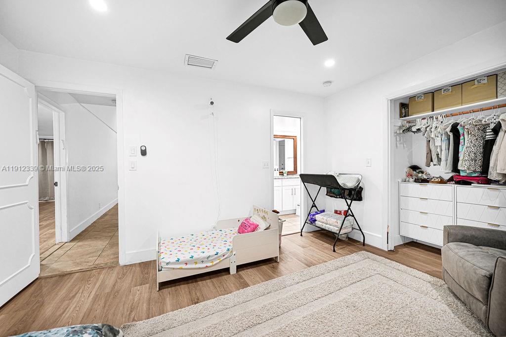 EMERALD GREEN SECTION THR - Residential