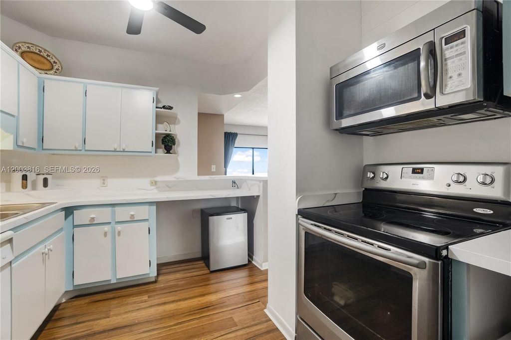 Photo of 4330 Hillcrest Dr #1017, Hollywood, FL 33021 (MLS # A12003816)