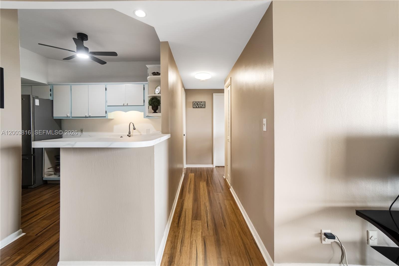 HILLCREST EAST NO 23 COND - Residential