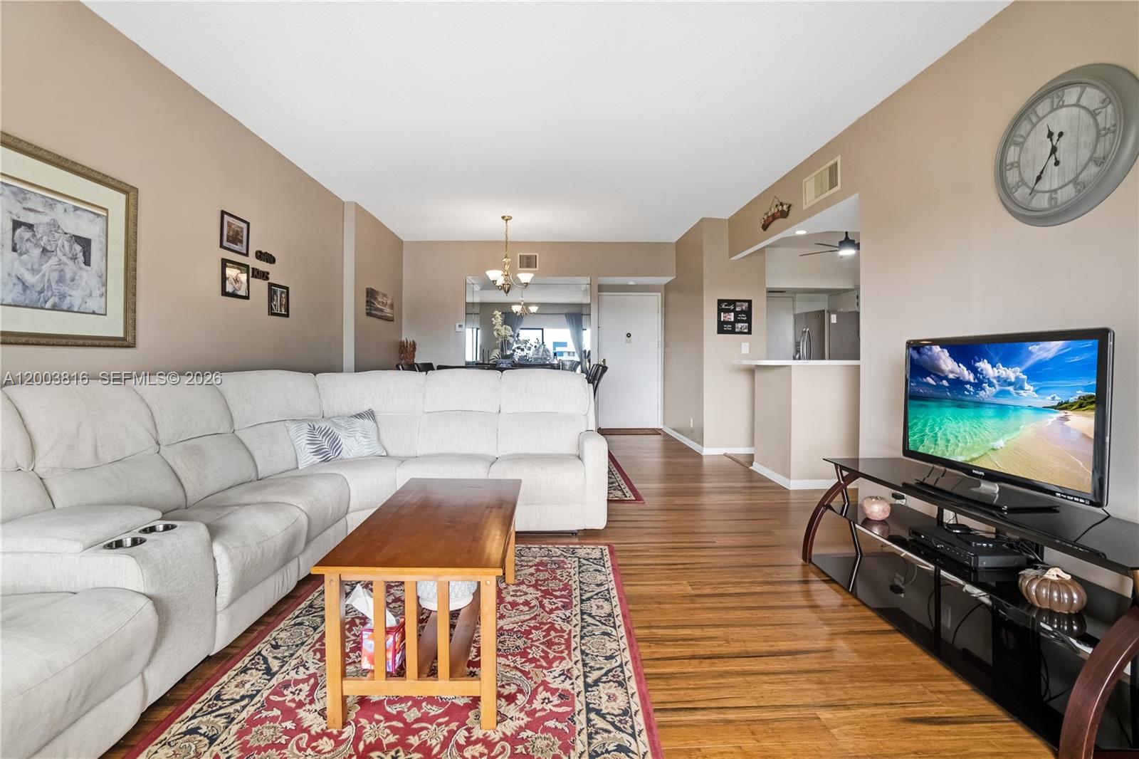 HILLCREST EAST NO 23 COND - Residential