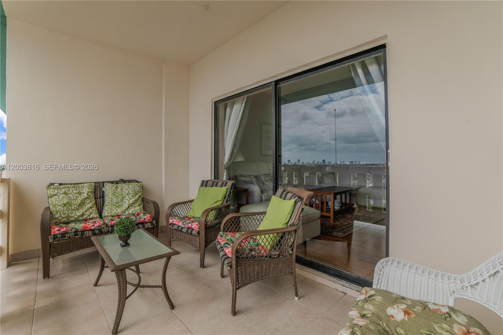 HILLCREST EAST NO 23 COND - Residential