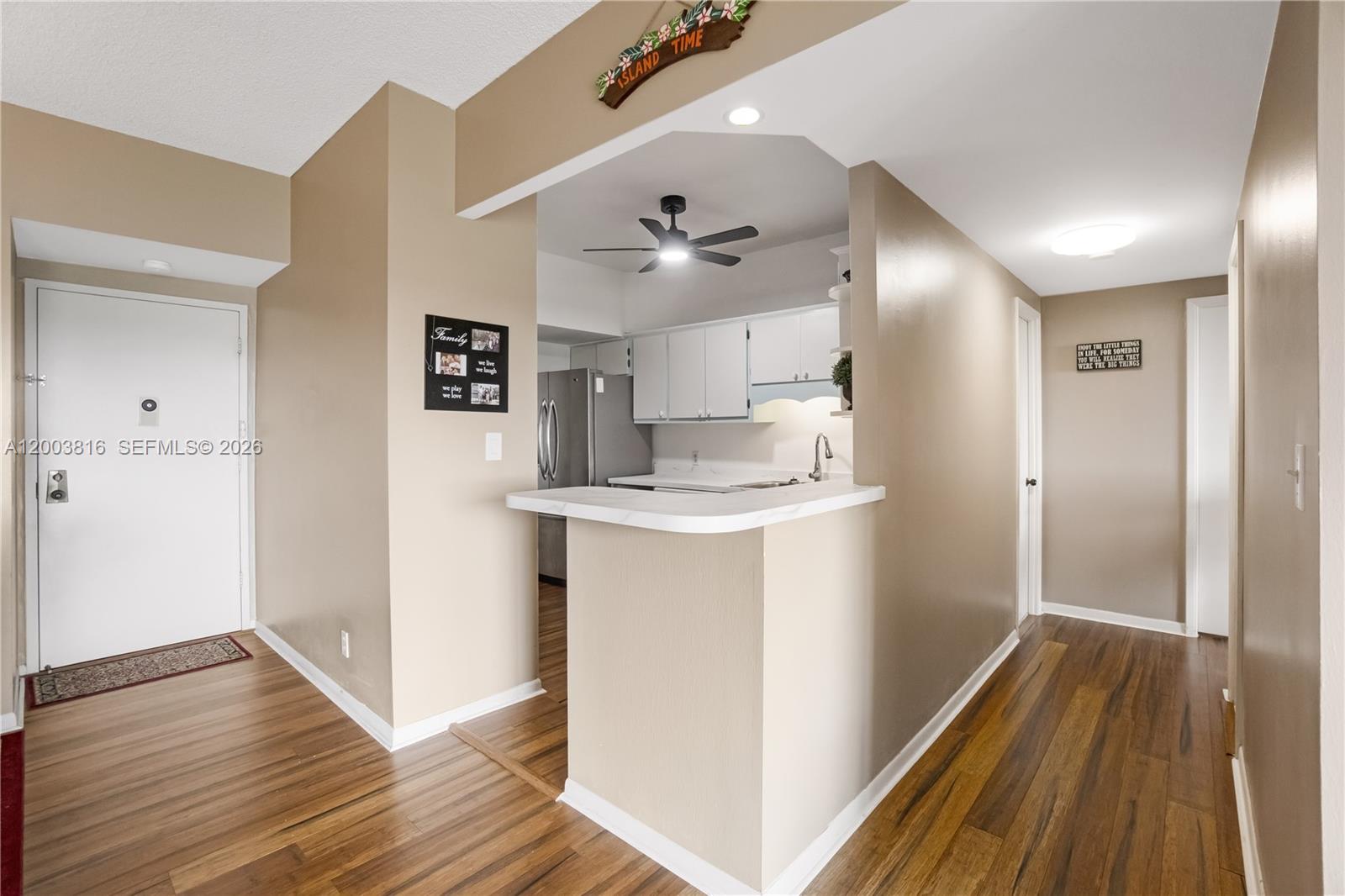 HILLCREST EAST NO 23 COND - Residential