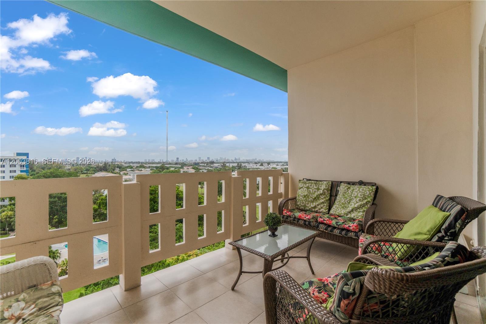 HILLCREST EAST NO 23 COND - Residential