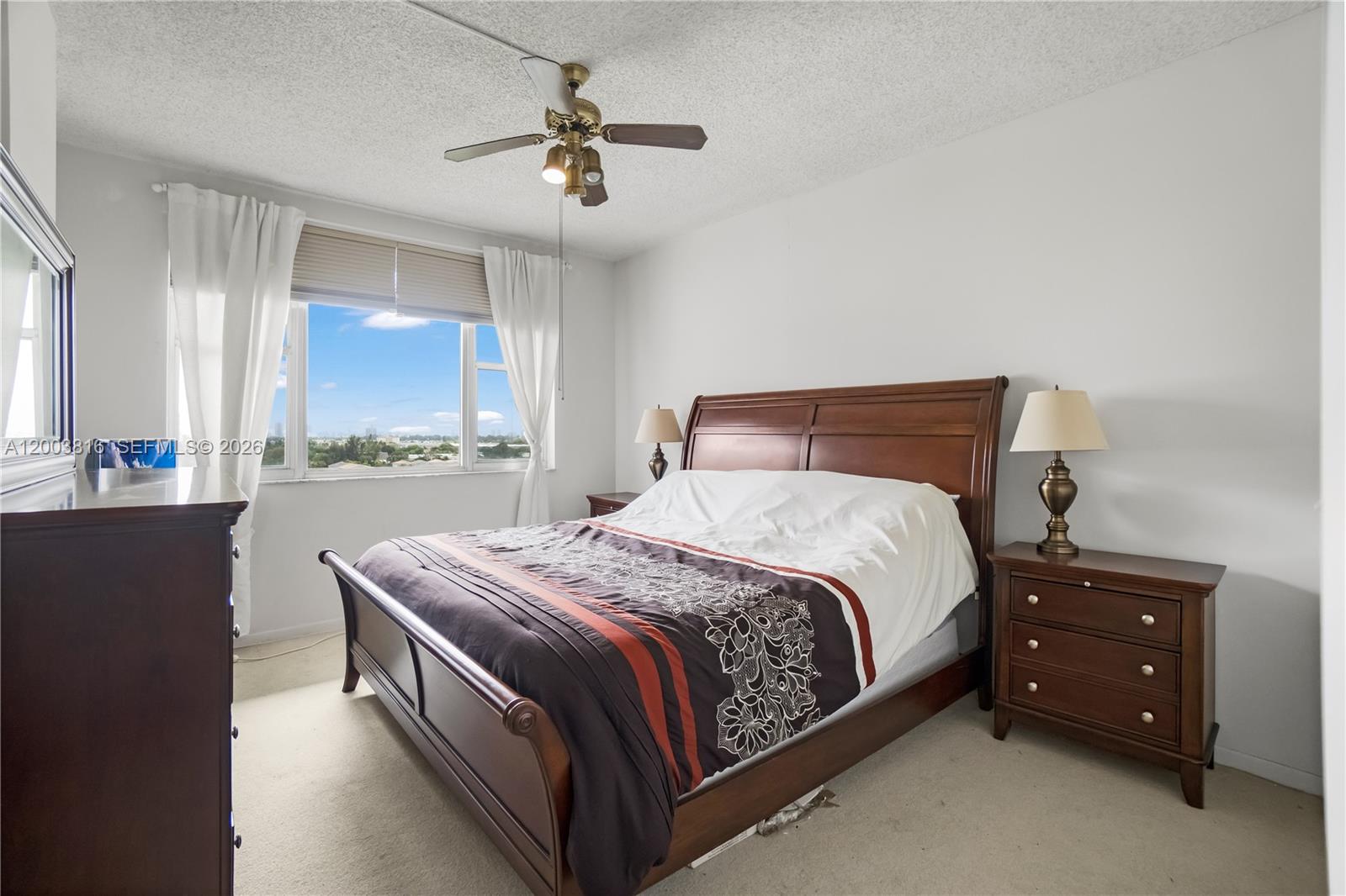 HILLCREST EAST NO 23 COND - Residential