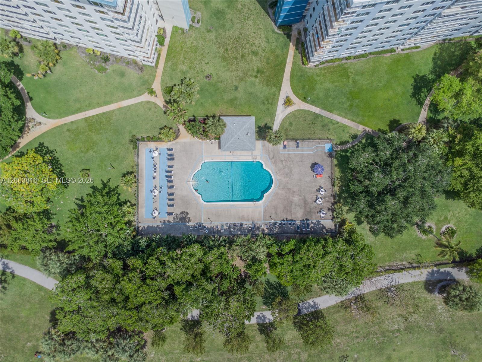 HILLCREST EAST NO 23 COND - Residential