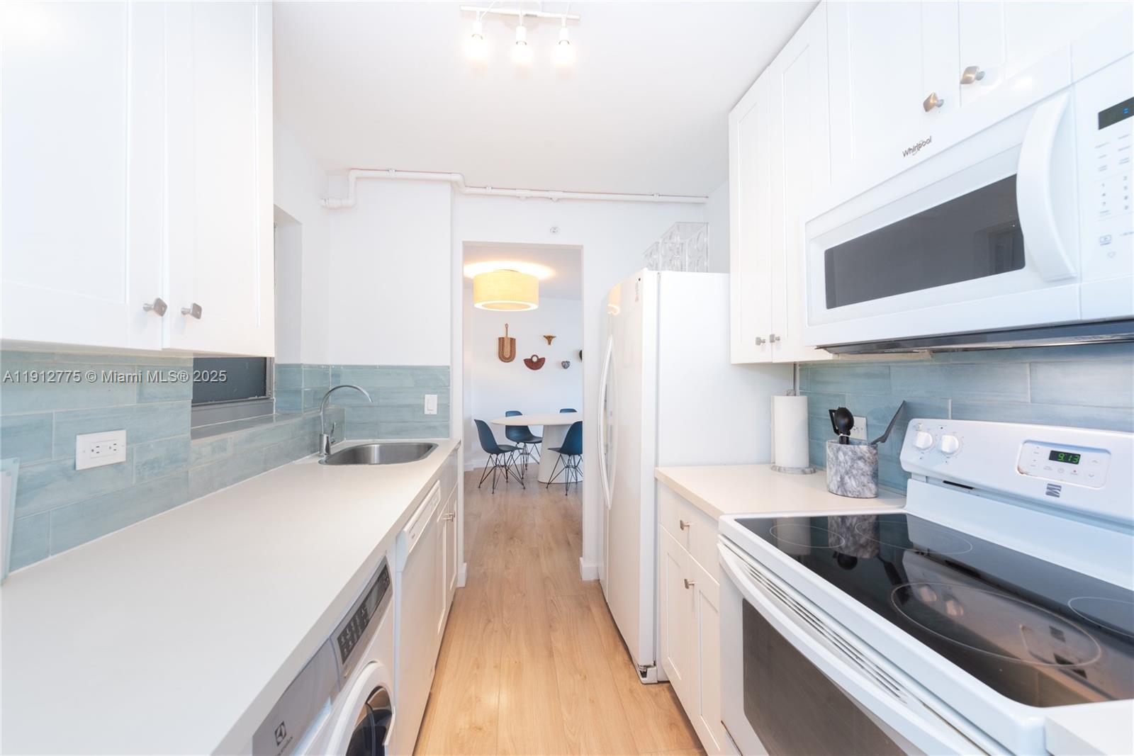 OCTAGON TOWERS I CONDO - Residential Lease