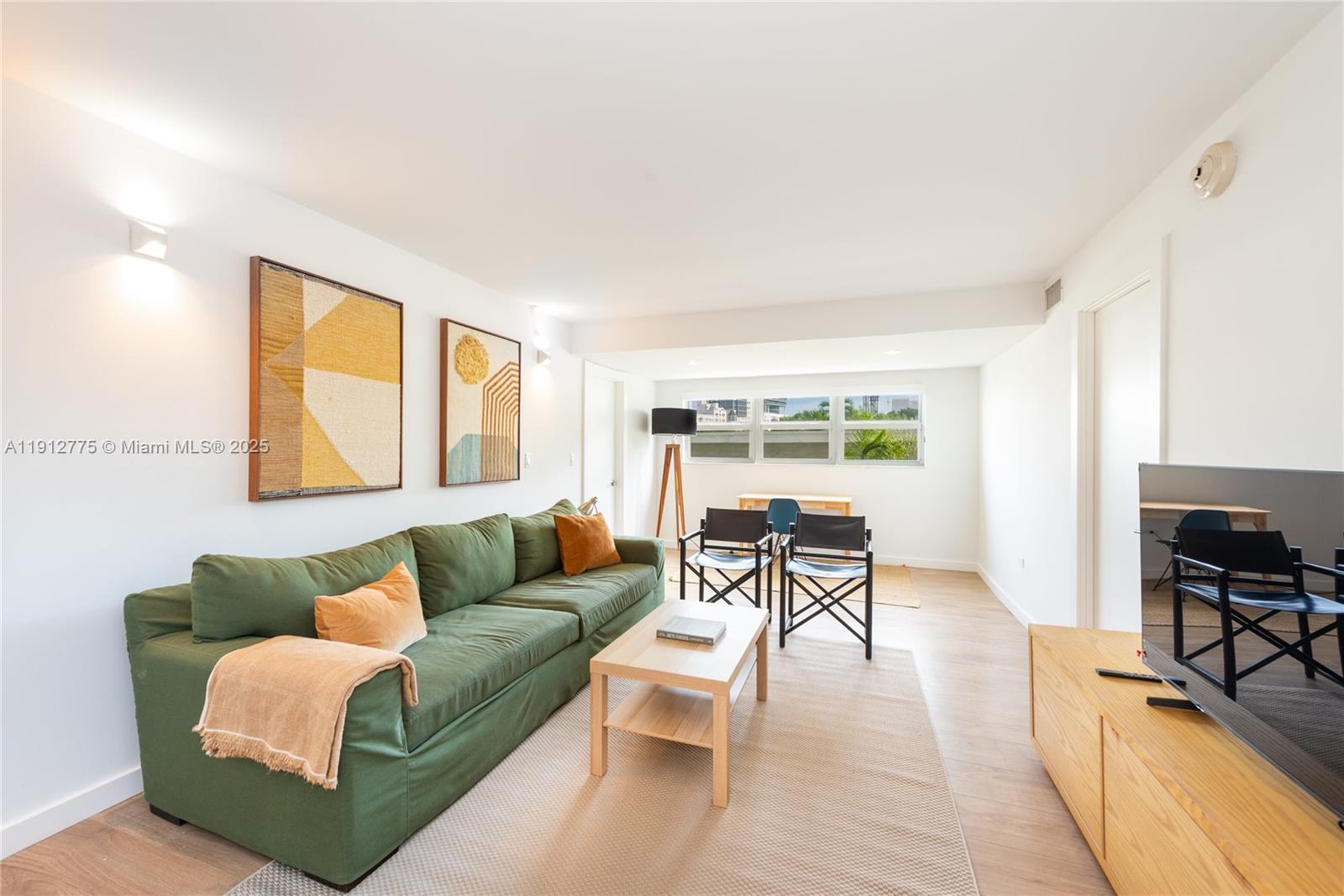 OCTAGON TOWERS I CONDO - Residential Lease