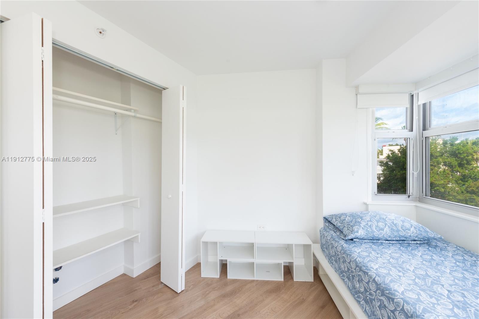 OCTAGON TOWERS I CONDO - Residential Lease