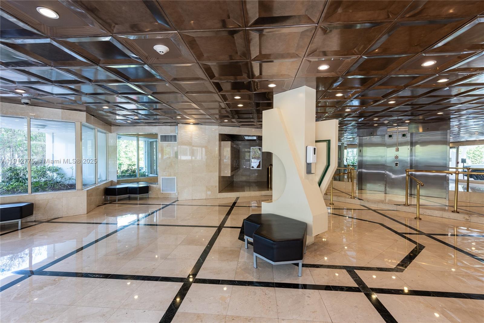 OCTAGON TOWERS I CONDO - Residential Lease