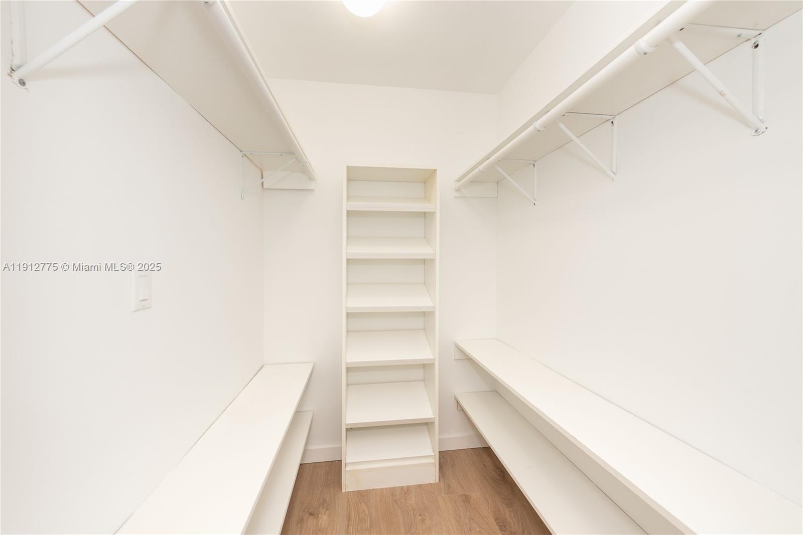 OCTAGON TOWERS I CONDO - Residential Lease