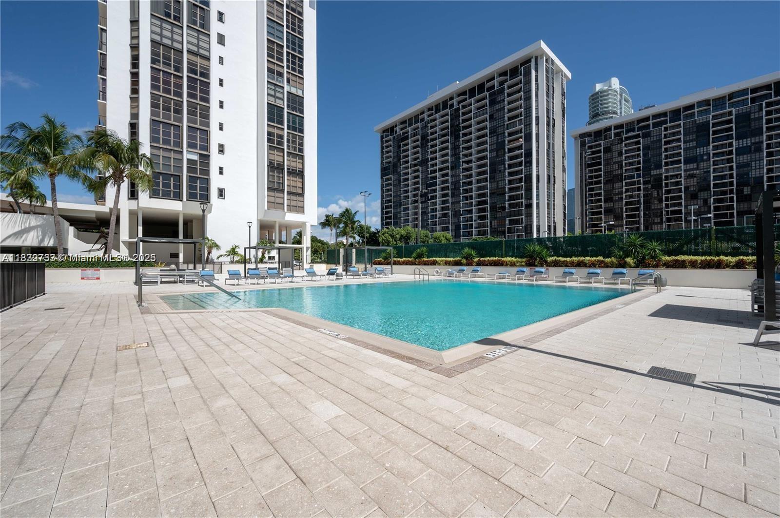 1925 Brickell Ave 404 D