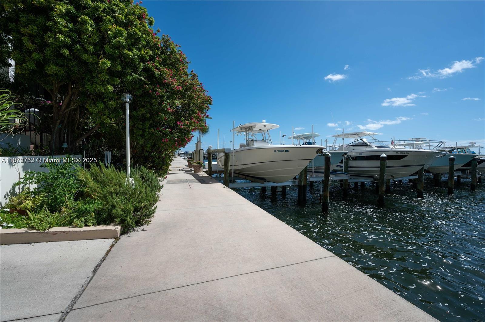 1925 Brickell Ave 404 D