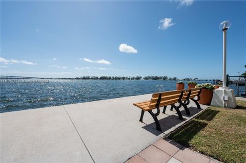 1925 Brickell Ave 404 D Miami FL 33129