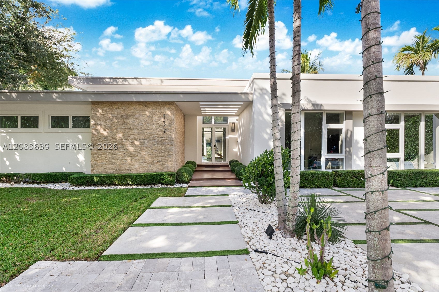 137 W Shore Dr