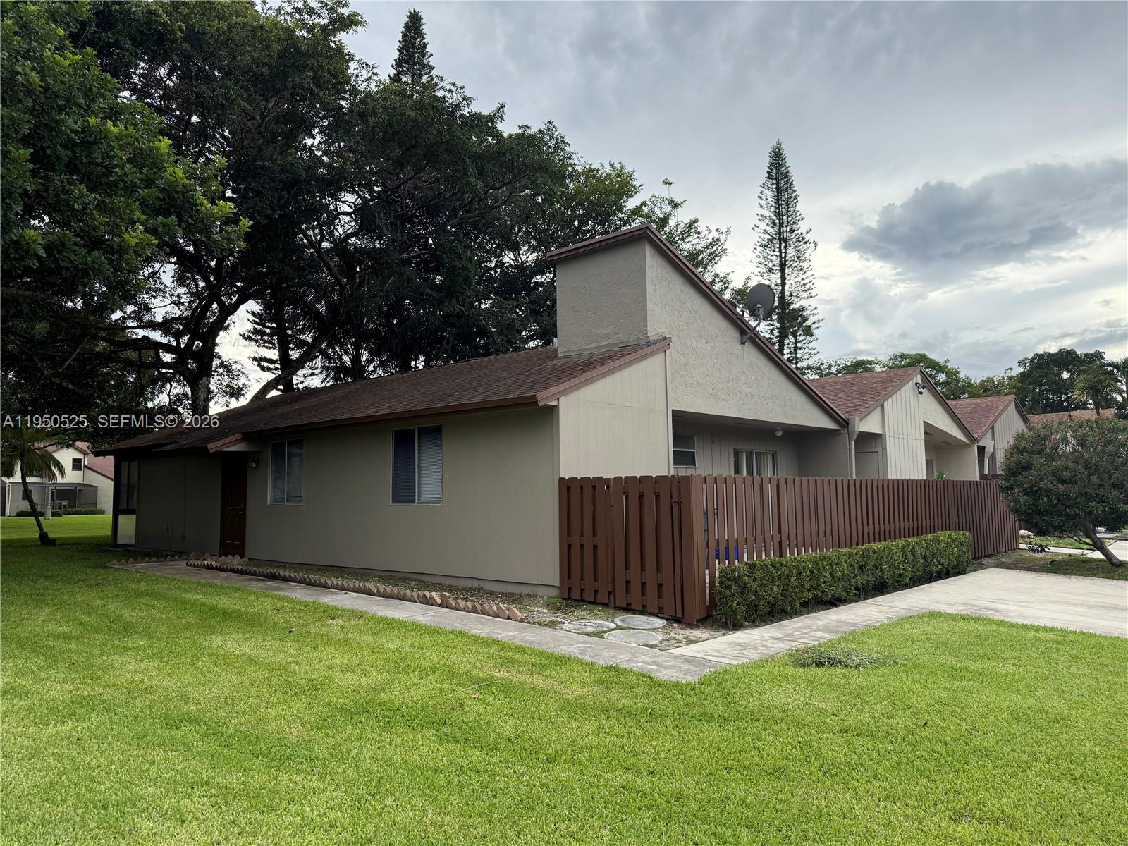 View photos, virtual tours, details... 22279 Woodborn Dr