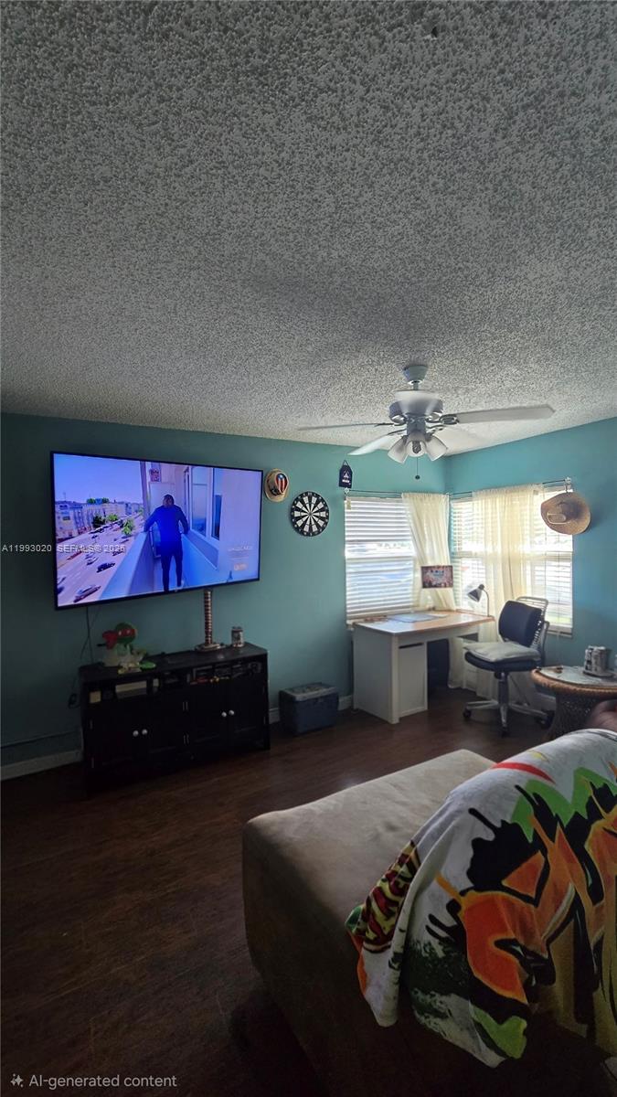 LAKESIDE GREEN 1 - Residential