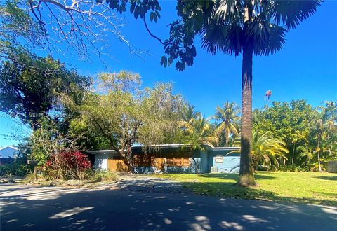 Photo of 5975 SW 60th St, South Miami, FL 33143 (MLS # A11967214)