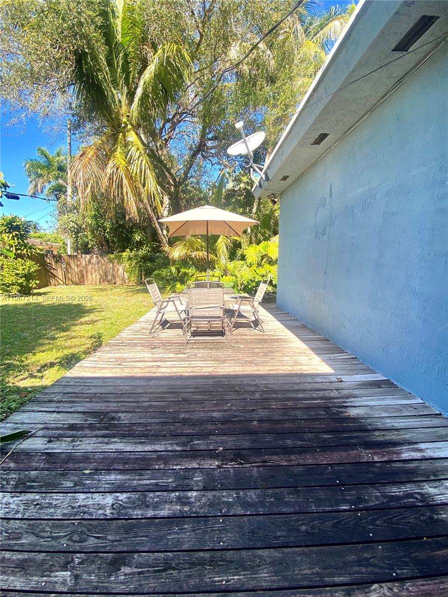 AVOCADO HOMES - Residential