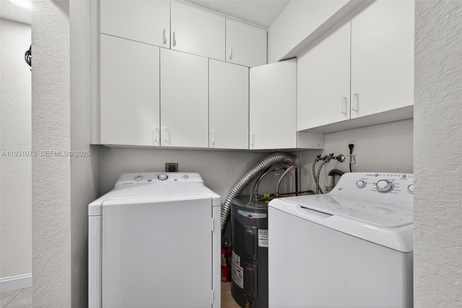 CORAL RIDGE ISLES - Residential Lease