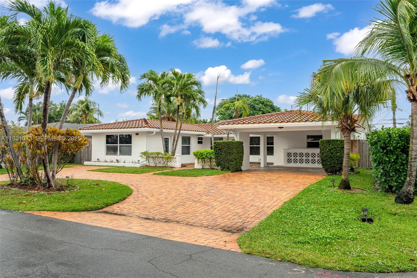 CORAL RIDGE ISLES - Residential Lease