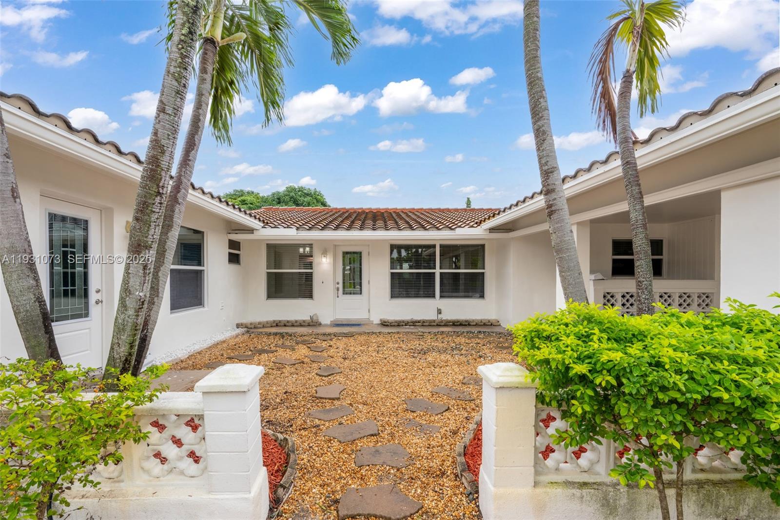 CORAL RIDGE ISLES - Residential Lease