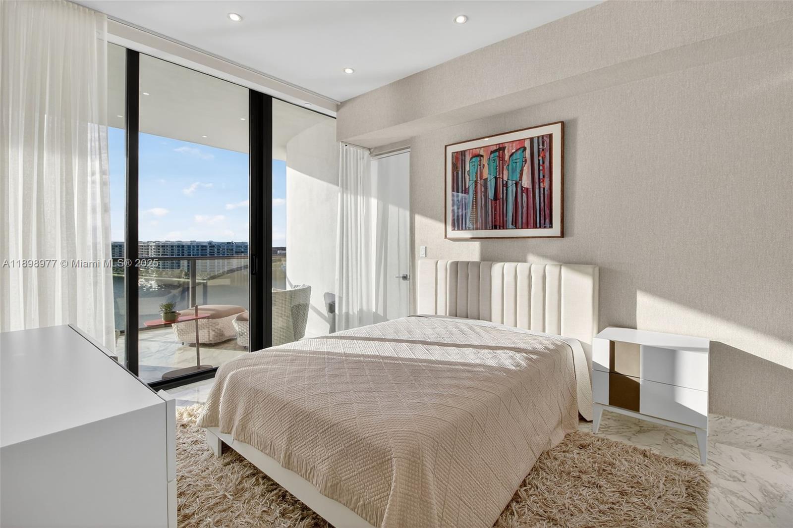 PRIVE CONDO - Residential Lease