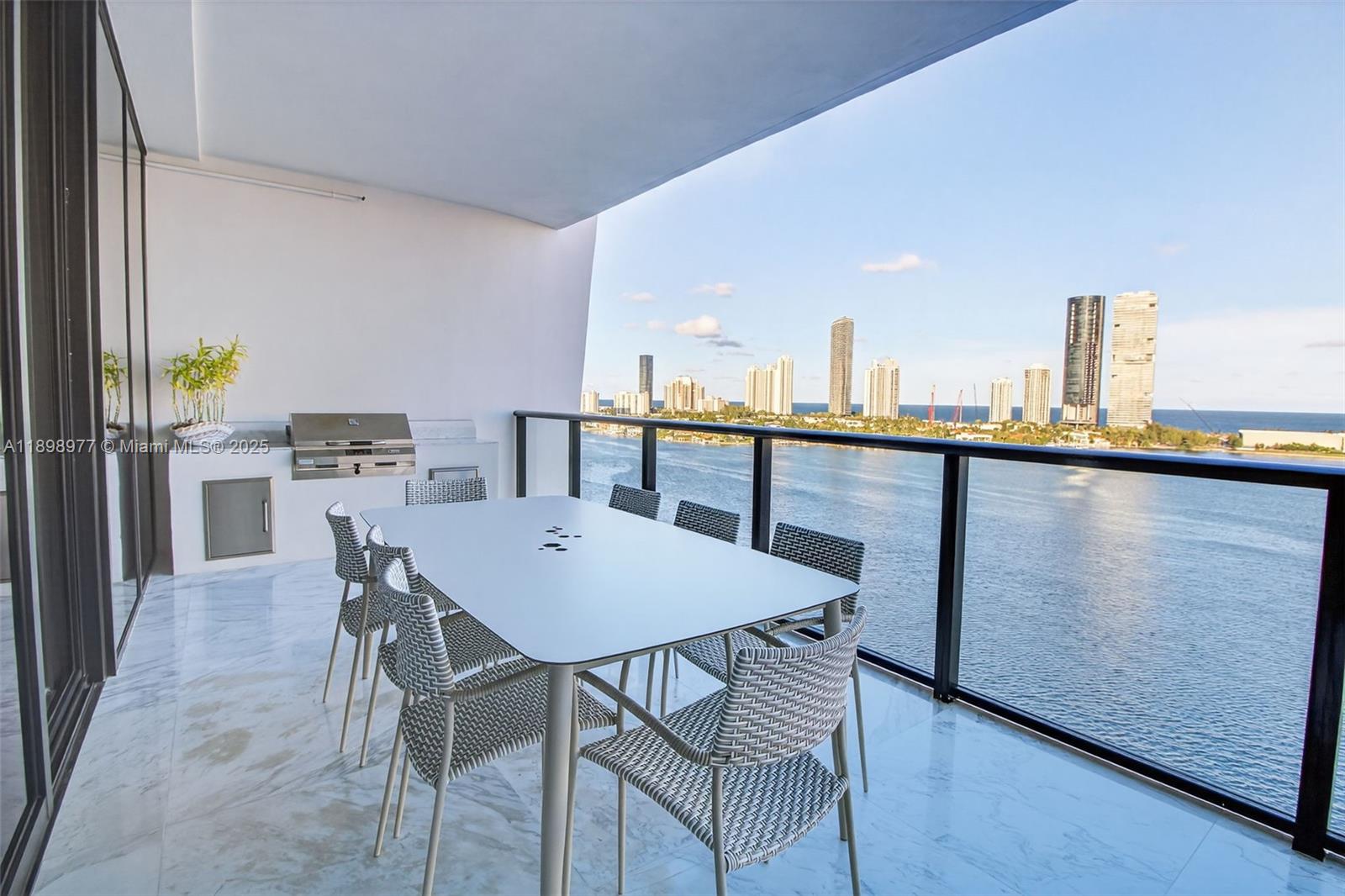 PRIVE CONDO - Residential Lease