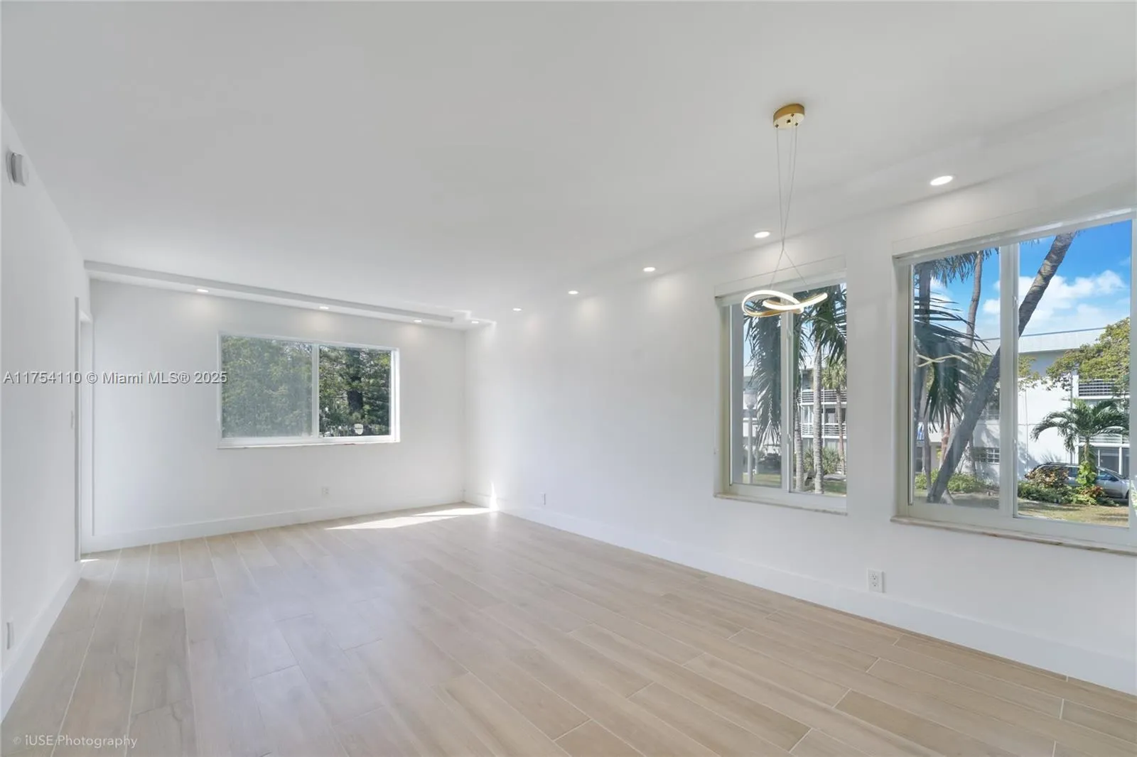 Key Biscayne, Florida 33149, United States, 1 Bedroom Bedrooms, ,2 BathroomsBathrooms,Residential,Pending,79558 Key Biscayne, Florida 33149, United States, 1 Bedroom Bedrooms, ,2 BathroomsBathrooms,Residential,Pending,79558