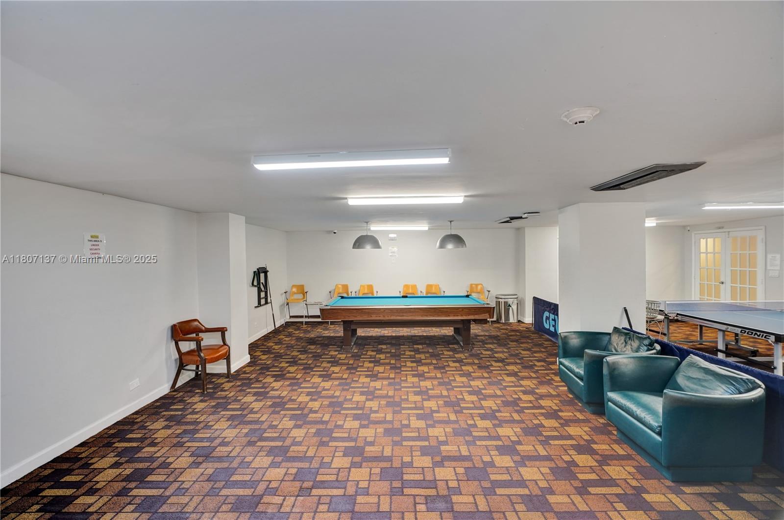 WINSTON TOWERS 400 - Residential