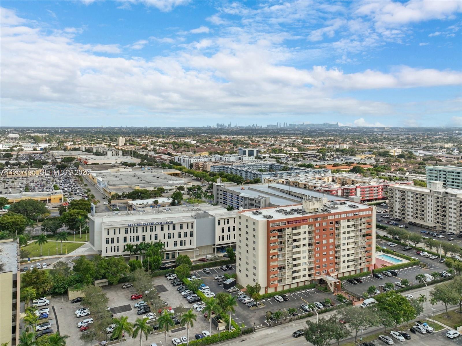 PLAZA OF WESTLAND CONDO - Residential