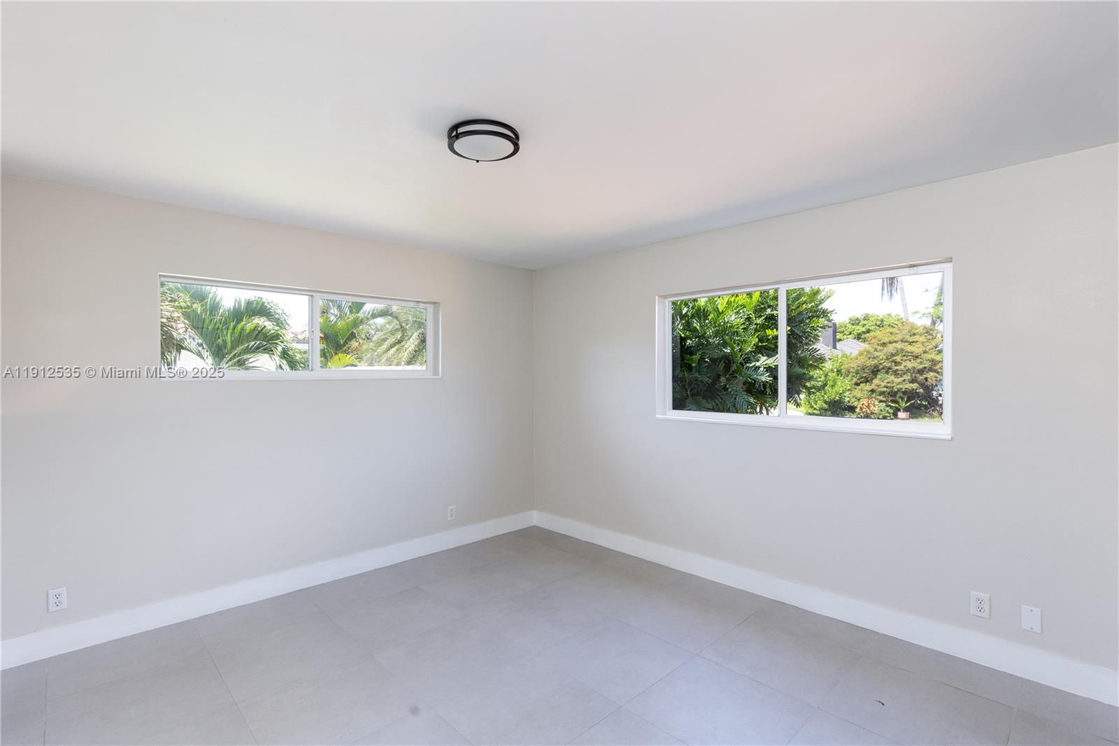 VENETIAN ISLES 3RD SEC - Residential